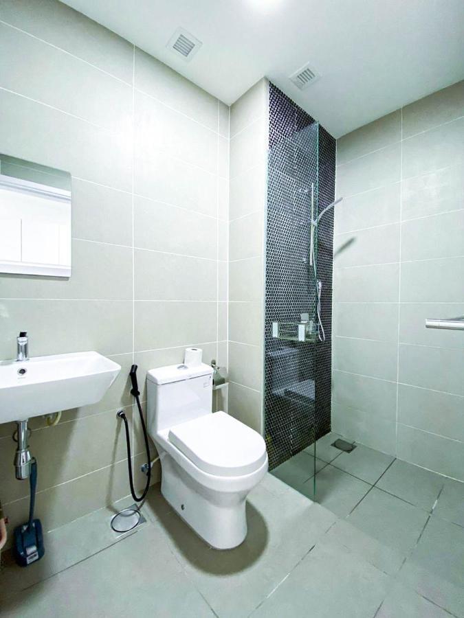 Continew Residences Trx Lux Pool View Kuala Lumpur Exterior photo